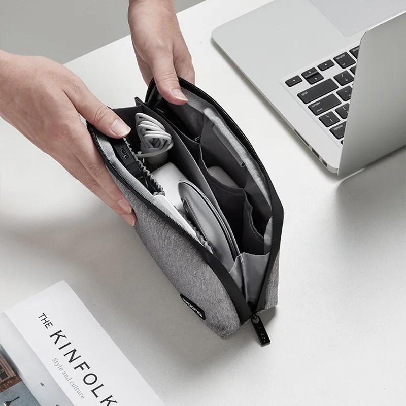 Shell Shape Cable Organizer La - огляд і ціна Tech Accessories Travel Organizer Pouch